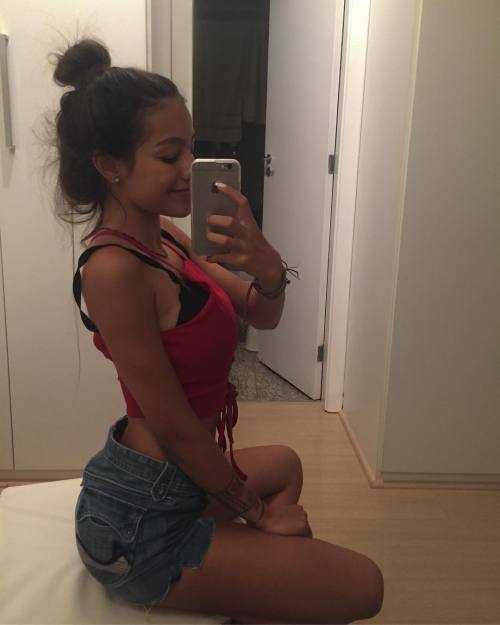 http://streetgrl.tumblr.com/post/156781908817
