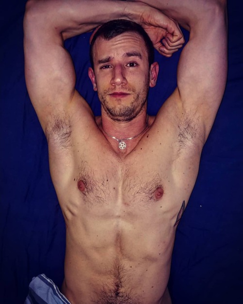 https://64.media.tumblr.com/55225fc79f1e33e7d5731aaee4a9a4e9/b6c7974da9e4732b-5b/s500x750/d46dfa34c89cef4f0ef336c461b8dca526dc2cd8.jpg