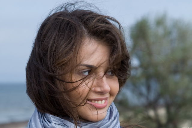 Alexis (18 Photo)