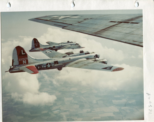 greatestgeneration:B-17, National Archives Images