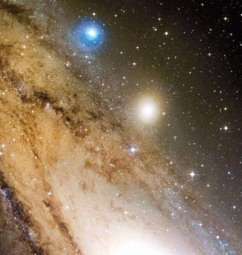 alisoncarter90:The Andromeda Galaxy and satellite galaxy M32 | Mauna Kea ObservatoryCredit: Jean-Cha