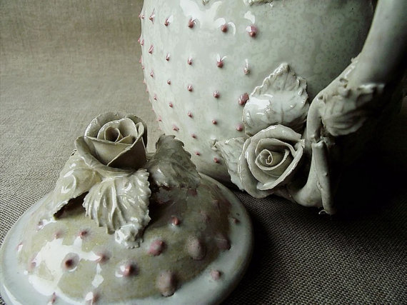 lesstalkmoreillustration:  Handmade Floral Stoneware Teapots By lofficina On Etsy