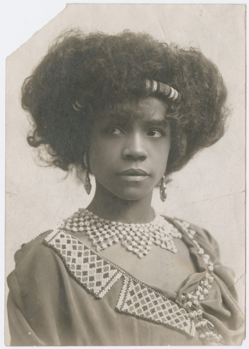 classicladiesofcolor:Studio portraits of Aida Overton Walker (circa 1910s)[From the NYPL Digital Col