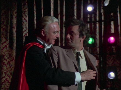 trying to ship someone in columbo: hard but possible(laughs hysterically)