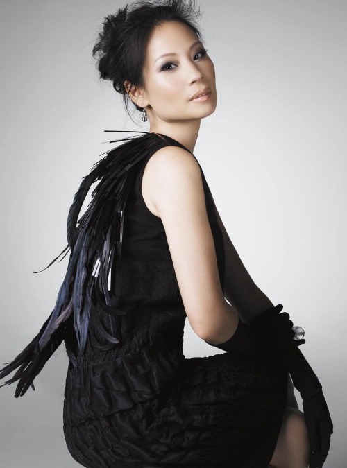 asuperbeing:Endless list of flawless, favorite WOC (in no particular order): Lucy Liu - [7/x]