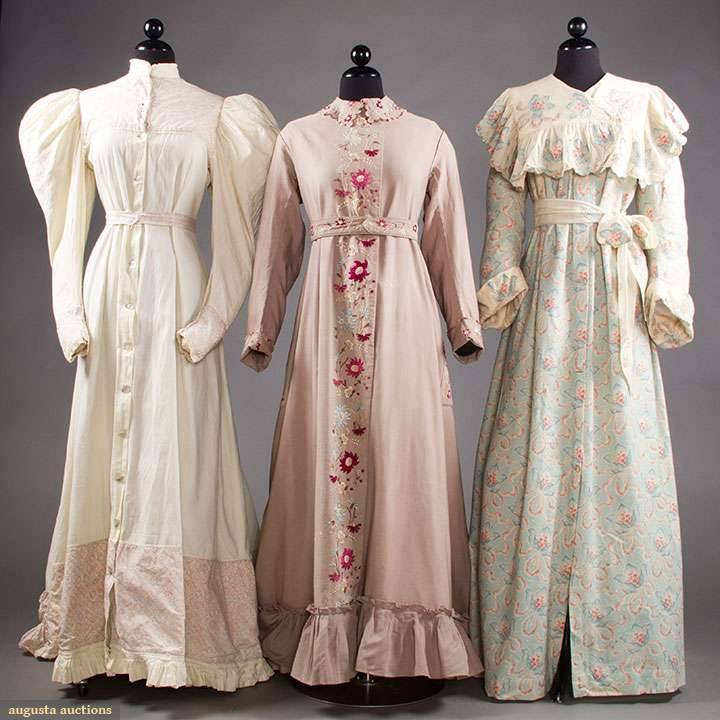 1890s Dressing Gown Wrapper Tea Gown