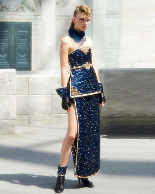 Rebecca Longendyke in Chanel Fall 2018 Couture