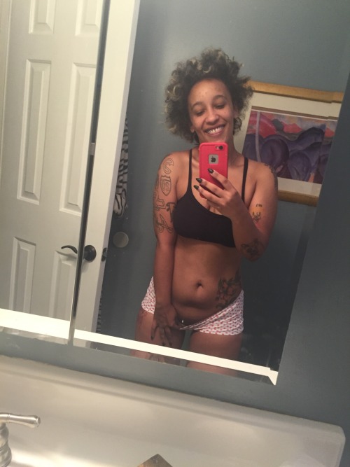 stonedfknbeauty:  Good morning.