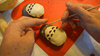 foodgif:  Steamed Totoro Buns [x] 
