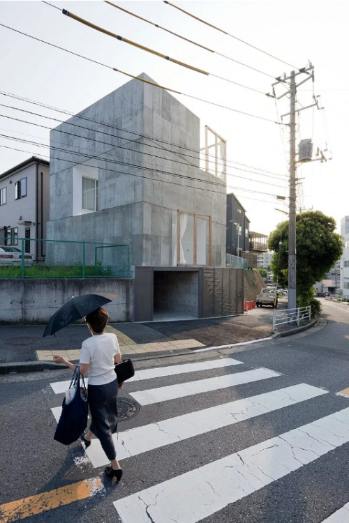 House OM, Yokohama JapanBy Sou Fujimoto“The three storey open house idea came from the client.