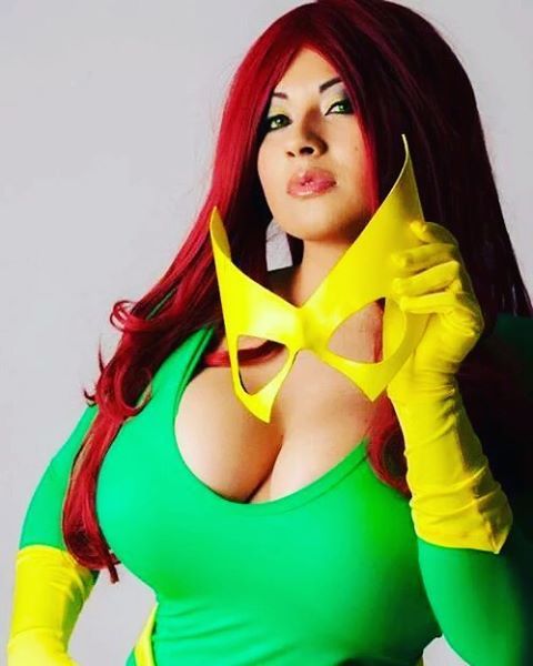 Porn ivydoomkitty:  I’ll be shipping out another photos