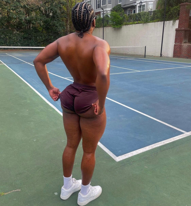 bootybowdown: