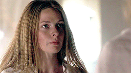 Rebecca Ferguson As Elizabeth Woodville In The White Queen (1.01)