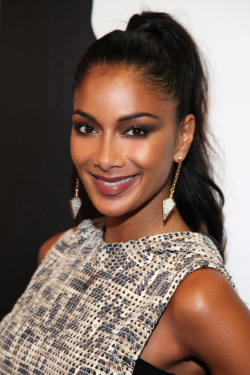 fappeningnewssp:    NICOLE SCHERZINGER NUDE LEAK PREVIEW  