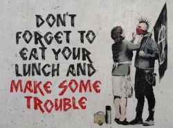 rexpistol:  Infamous graffiti art by Banksy 