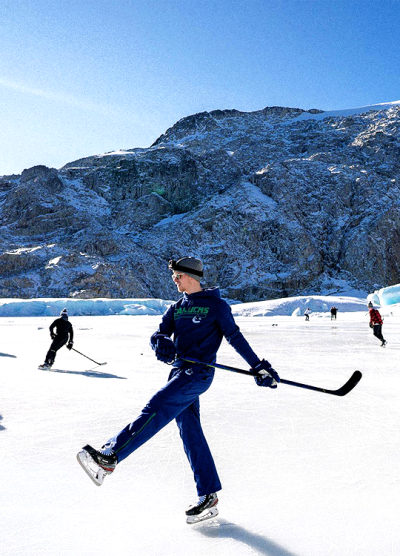 The sun was fading around 2 p.m. Everyone was cold and ready to return to civilization. Everyone, that is, except Pettersson....