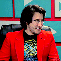 mrpeterquills: markiplier in youtubers react: x / x / x / x / x / x / x / x / x