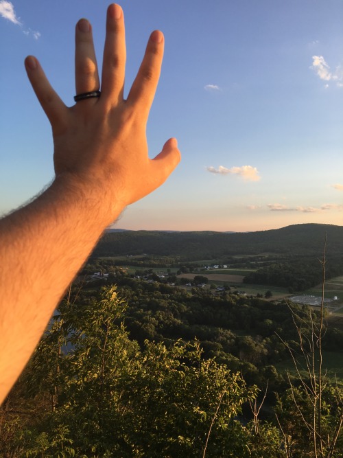 pristinely-ungifted:  I got engaged yesterday. (:    So we went to Wyalusing because Tyler’s coworker who was up there said that the Dragonite he and Tyler saw (that got away) came back! So since I got off work early, Tyler was all, let’s go get it.