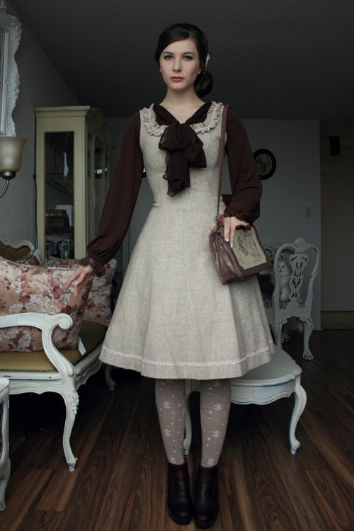 sporkyforky:fannyrosie:Every year in September, I post my top 10 outfits according to tumblr notes (