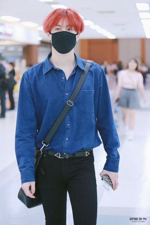 jj-prxject: Airport Fashion: Yugyeom  (1/7)ctto.