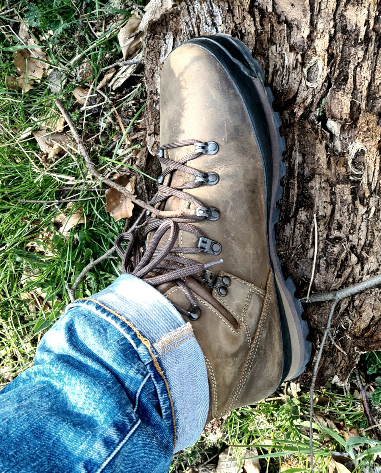 Promotie kroon Zeestraat Bootsorthossneaks — Warm and wet after 4h walk Meindl Borneo Size 49,5...