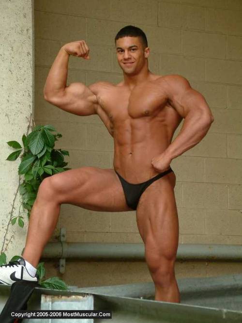 super-youngandstrong: Teen Matt Burzacott: was he hot! …