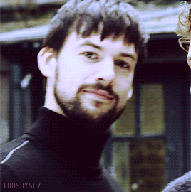 tooshyshy:  lol standing on a plug would be less painful than this [x]