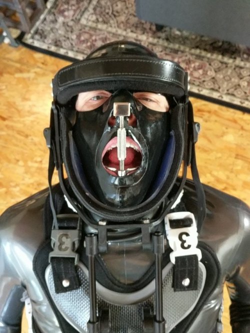 boundrubberboi.tumblr.com/post/170844701764/