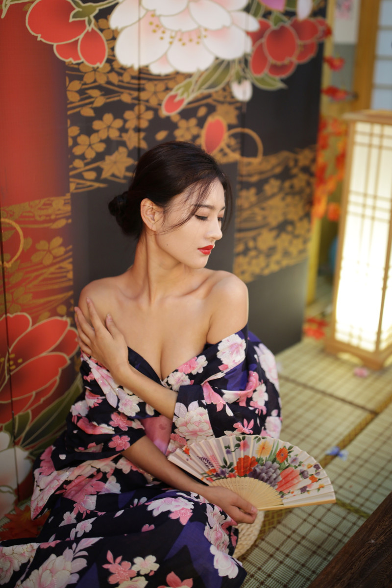hello-happylim-blog: 想看更多私拍美女图片，请您加入VIP专区 * happylim3plus