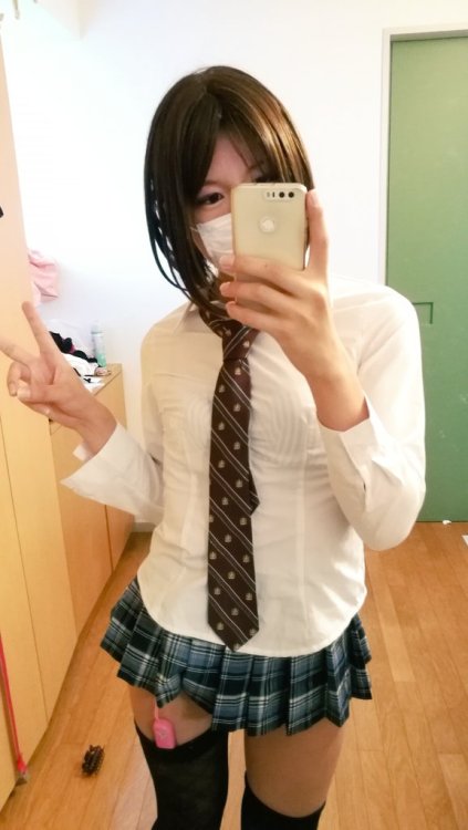 xmikucd: Nasty high school student cosplay♡♡