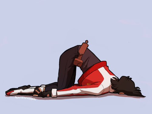 acatnamedskai: He’s tired.