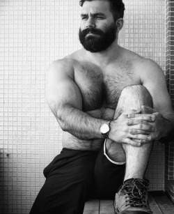 Follow my two hairy men blogs:http://sambrcln.tumblr.comhttp://hairysex.tumblr.com