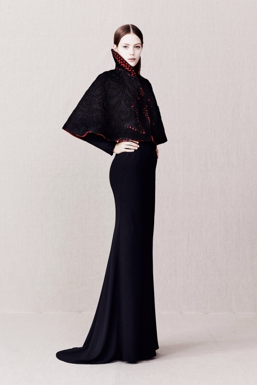 hendrixsalison:  Alexander McQueen pre-fall 2013 