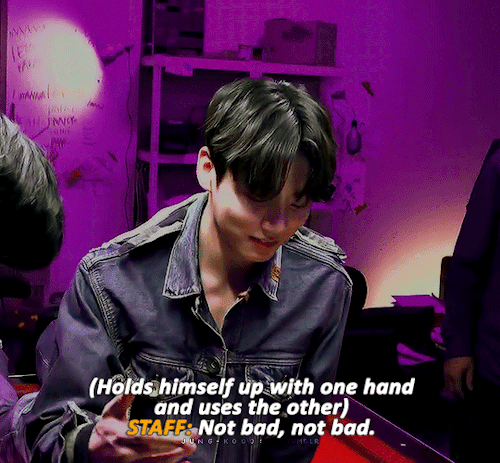 Jungkook Trying To Concentrate To Film Their Vcr But He Can’t Stop Laughing 😆 