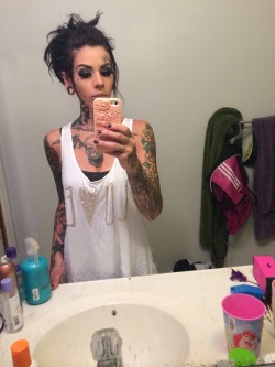 mizzmartini:  Never mind my messy bathroom