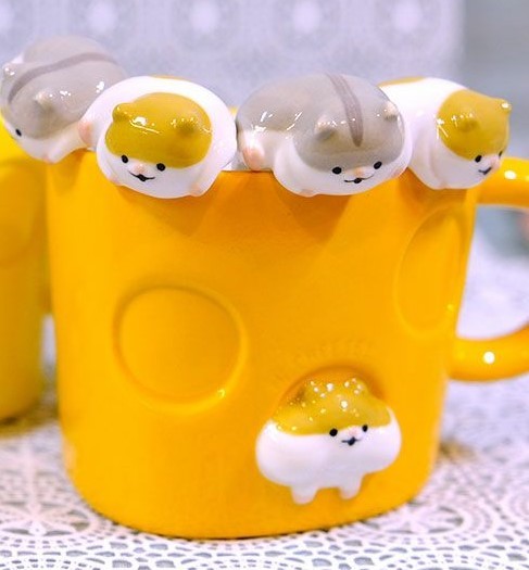 Hamsters-in-Cups Holiday Gift Guide Item 3:Super-cute never-before-seen-on-this-blog user-images of 