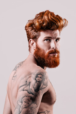 gingerbeardsforlife:  Jonny Kaye photographed