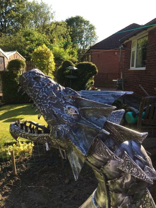 steampunktendencies:  Fire Breathing Dragon Log Wood Burner by laandpa   