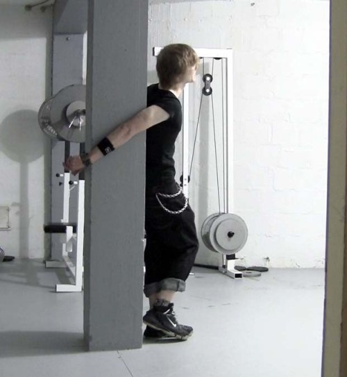gaymasterandslave:  Follow me at http://gaymasterandslave.tumblr.com/ for daily updates. Visit my website at http://gaymasterandslave.com/ for s&M tips and gear. 