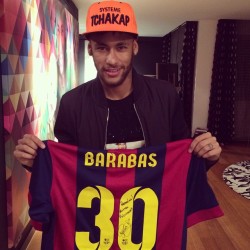 fzneymar:  Neymar signed shirt for a friend