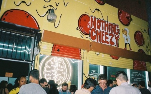 Nothing Cheezy Es Going!!! #delaroes @pizzaboyzzz x @bloodygums x @thinktankdtla x @losdumpies +:) f