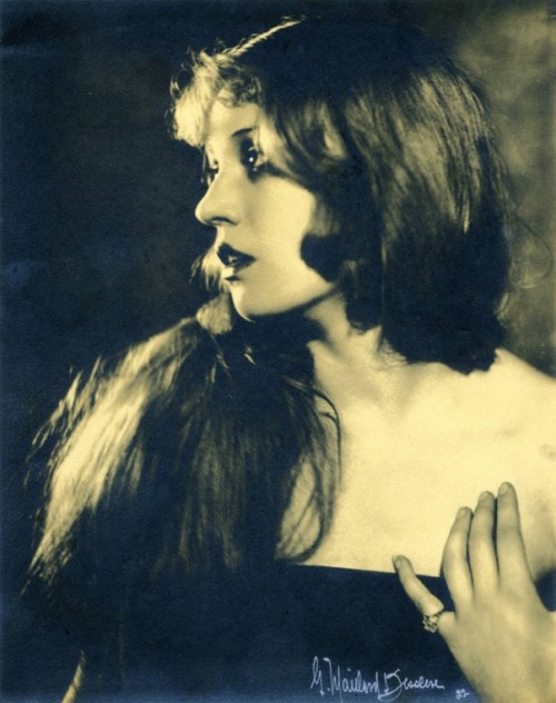  Maria Gambarelli by George Maillard Kesslere, 1922 