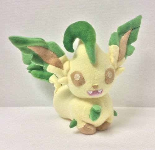 thefandomfactorycreations: I finished this lovely Leafeon loaf commission today! Gotta love those cu