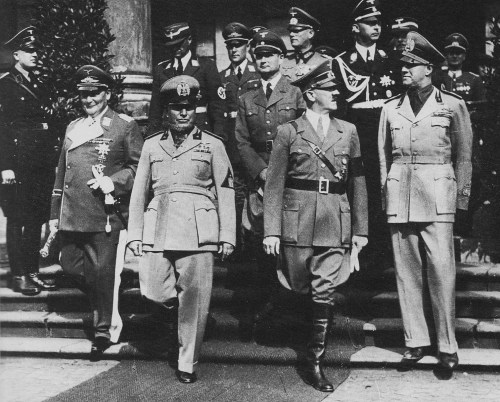 worldwar-two: German and Italian High Command in Munich, Germany, at the signing of the Munich Agree