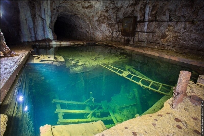sixpenceee:  An abandoned Russian mine in the Ural Mountains (Source)
