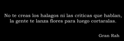 Un mar infinito donde miles naufragamos.