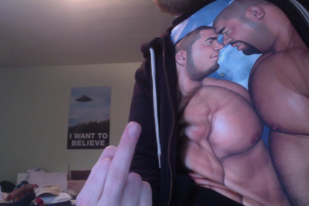 gaymanga:  The truth is out there!  via BLUDCLUB