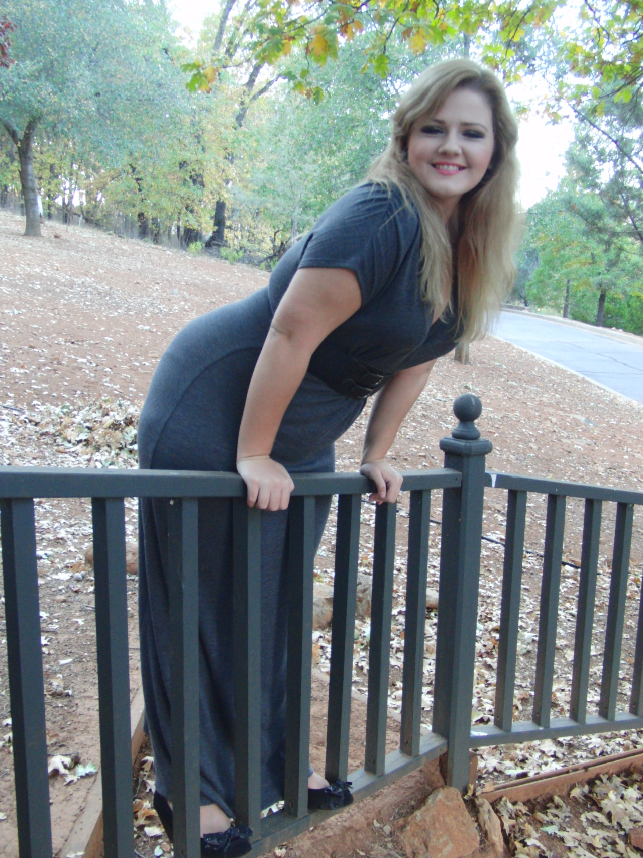 ch229:  marshmallowfluffwoman:  Crunchy leaves and silky soft dress Size 18, age
