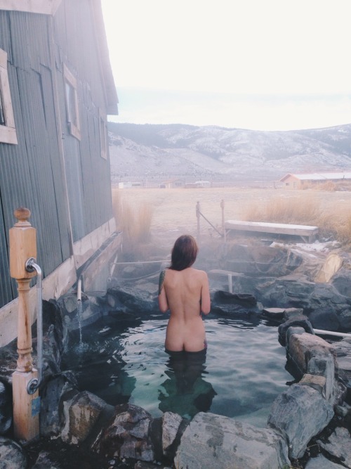 aayla:  travertine. hot springs, oregon 