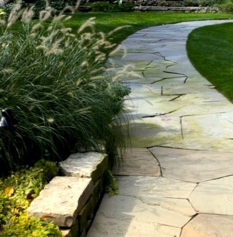 Front Yard Natural Stone Pavers (Chicago)